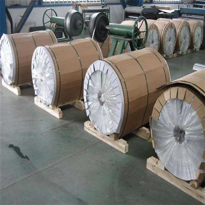 Lá nhôm ở dạng cuộn thực phẩm